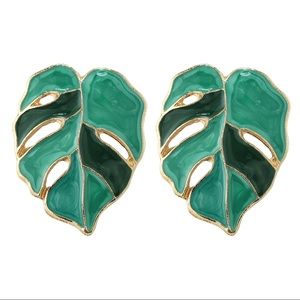 🌵 Bohemian Green Oily Leaf Earrings